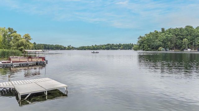 N2286 FERN AVENUE, Waupaca, WI 54981
