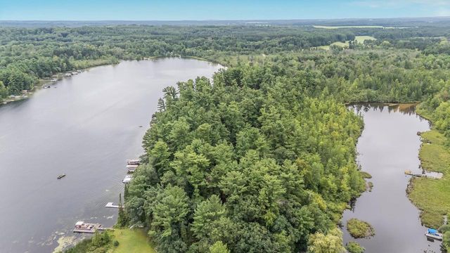 N2286 FERN AVENUE, Waupaca, WI 54981