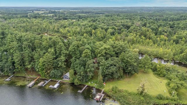 N2286 FERN AVENUE, Waupaca, WI 54981