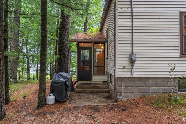 N2286 FERN AVENUE, Waupaca, WI 54981