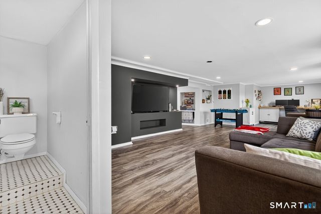 131 Clay Hill Road, Stamford, CT 06905