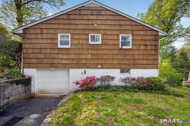 131 Clay Hill Road, Stamford, CT 06905