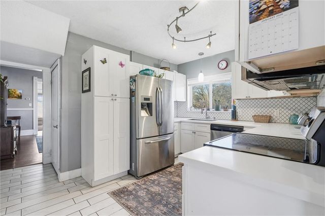 414 Pine Street, Leavenworth, KS 66048