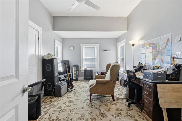 414 Pine Street, Leavenworth, KS 66048