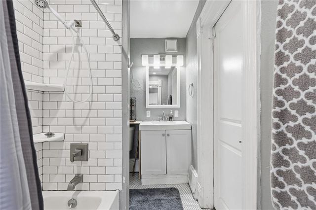 414 Pine Street, Leavenworth, KS 66048