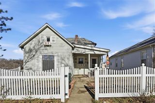 414 Pine Street, Leavenworth, KS 66048