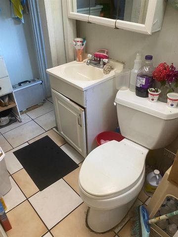 218 SW 10th Ave, Miami, FL 33130