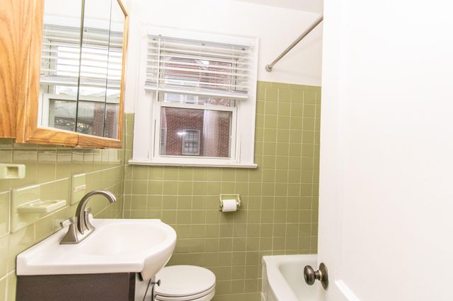 2619 Floraland DR, Roanoke, VA 24012