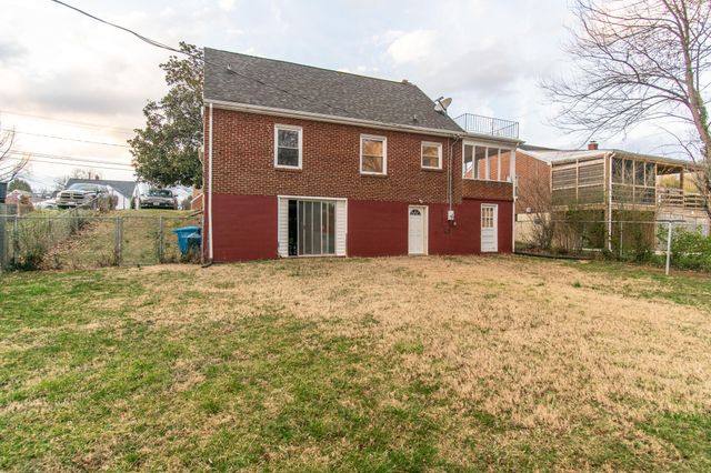 2619 Floraland DR, Roanoke, VA 24012