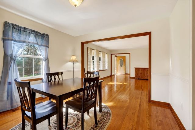 6817 Dale Ridge Rd, Lancaster, TN 38569