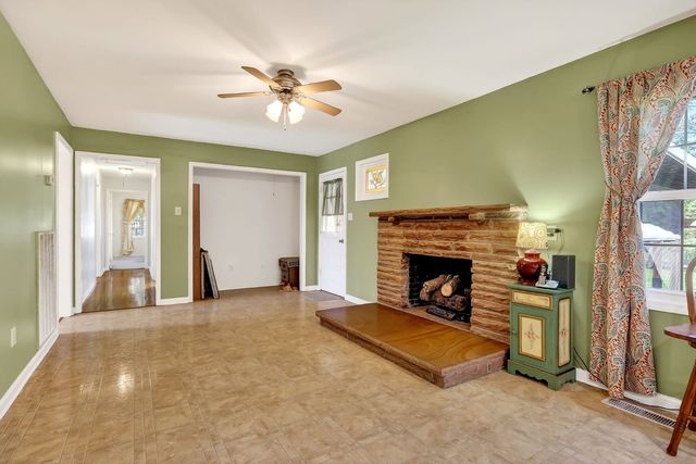 6817 Dale Ridge Rd, Lancaster, TN 38569