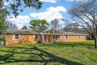 6817 Dale Ridge Rd, Lancaster, TN 38569