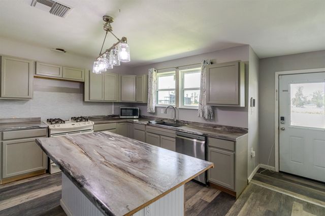1168 Bayou Blue Rd, Houma, LA 70364