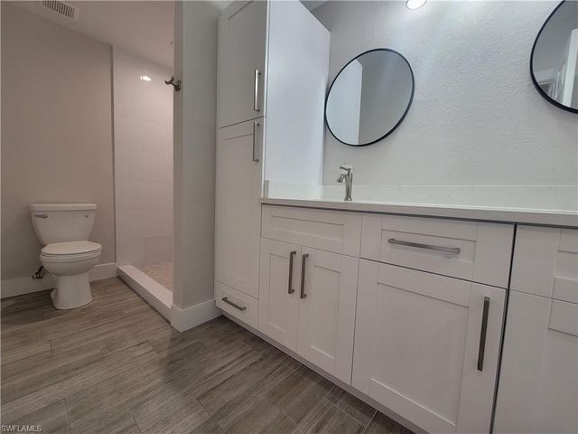 7950 Preserve CIR # 813, Naples, FL 34119