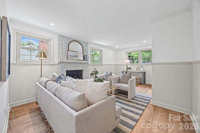 3130 Spring Valley Road, Charlotte, NC 28226