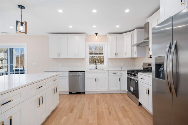 43 Massachusetts Avenue, Cumberland, RI 02864