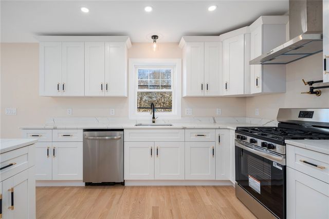 43 Massachusetts Avenue, Cumberland, RI 02864