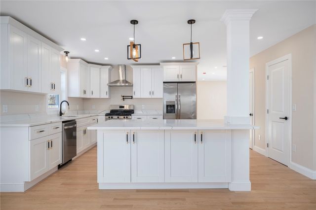 43 Massachusetts Avenue, Cumberland, RI 02864