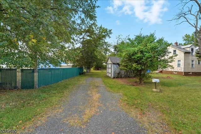 225 Irvington Ave, Franklin Twp., NJ 08873