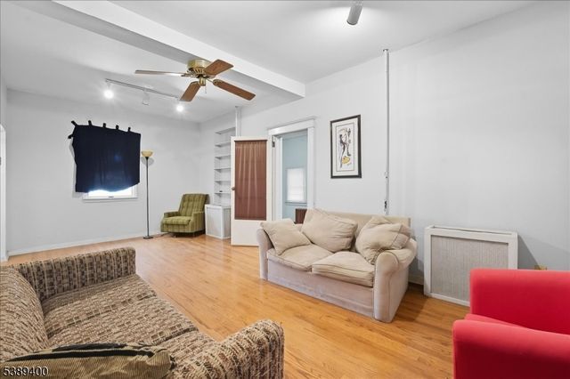 225 Irvington Ave, Franklin Twp., NJ 08873