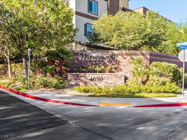 4650 Ranch House Road 22, North Las Vegas, NV 89031