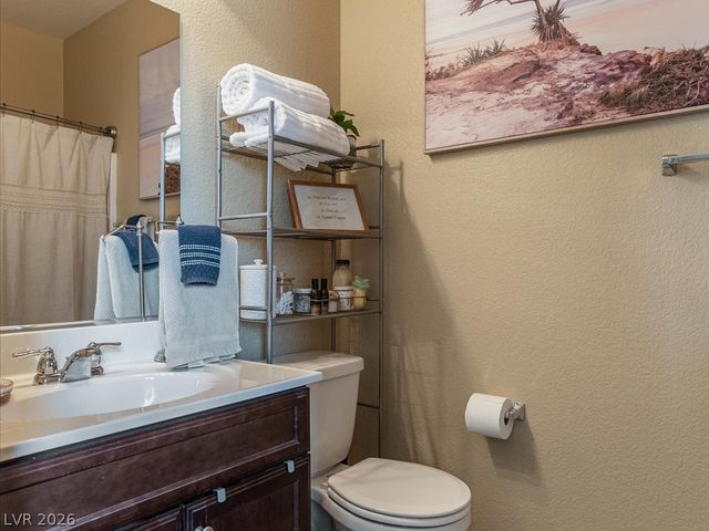 4650 Ranch House Road 22, North Las Vegas, NV 89031