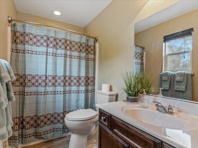 4650 Ranch House Road 22, North Las Vegas, NV 89031