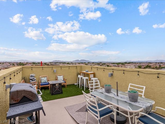 4650 Ranch House Road 22, North Las Vegas, NV 89031