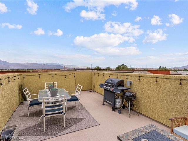 4650 Ranch House Road 22, North Las Vegas, NV 89031