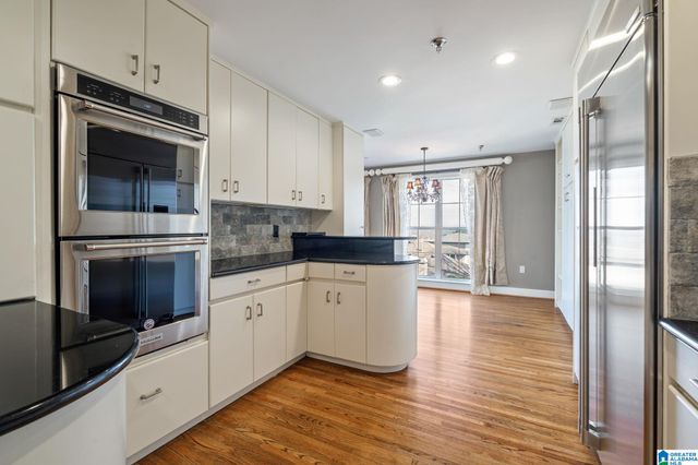 2920 Redmont Park Cir Apt 201E, Birmingham, AL 35205