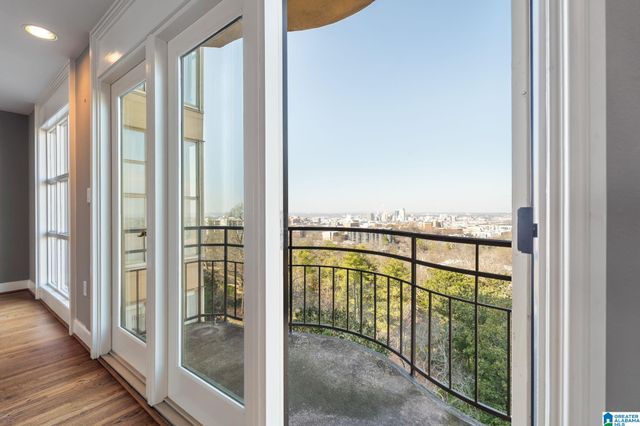 2920 Redmont Park Cir Apt 201E, Birmingham, AL 35205