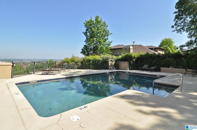 2920 Redmont Park Cir Apt 201E, Birmingham, AL 35205