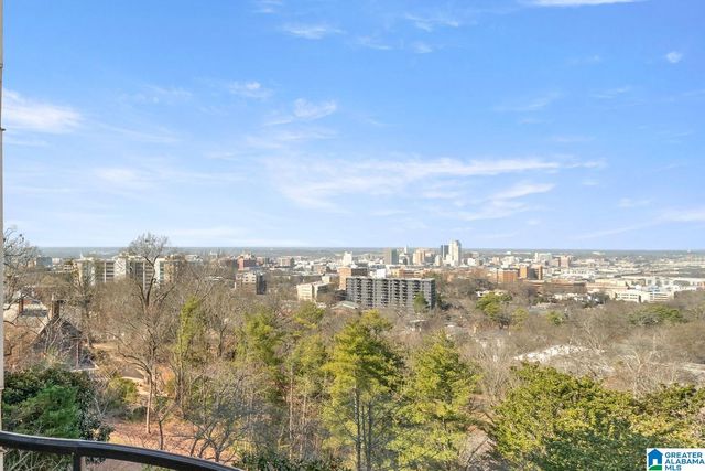 2920 Redmont Park Cir Apt 201E, Birmingham, AL 35205