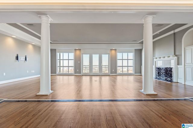 2920 Redmont Park Cir Apt 201E, Birmingham, AL 35205