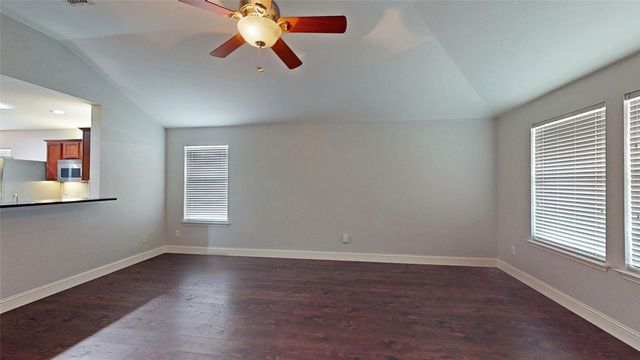 1401 Oak Hollow Lane, Anna, TX 75409