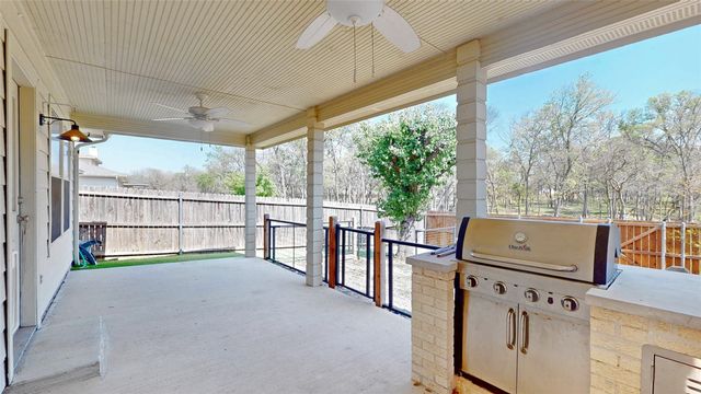 1401 Oak Hollow Lane, Anna, TX 75409