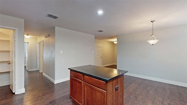 1401 Oak Hollow Lane, Anna, TX 75409