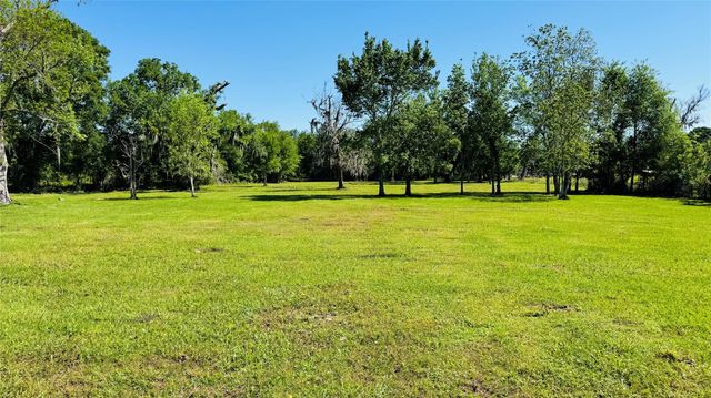1434 County Road 878a, Sweeny, TX 77480