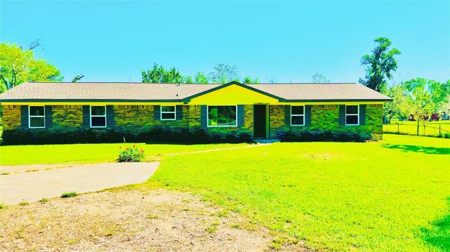 1434 County Road 878a, Sweeny, TX 77480