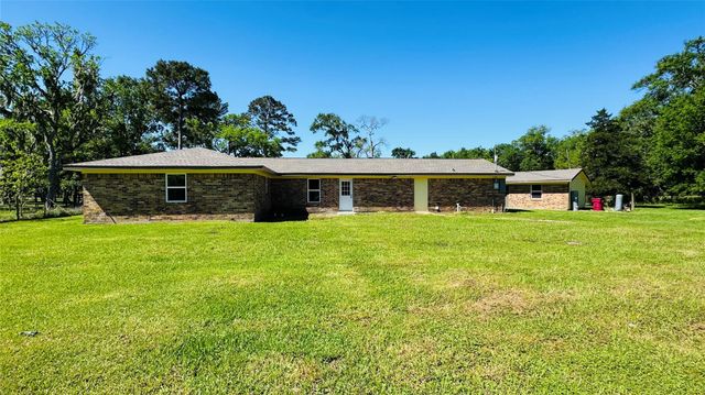 1434 County Road 878a, Sweeny, TX 77480