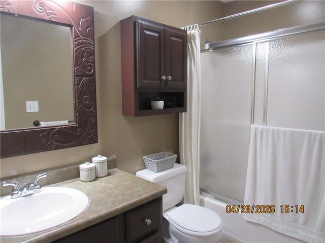 11130 Nieman Road 101, Overland Park, KS 66210