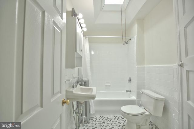 219 WABASH AVE, Lansdowne, PA 19050