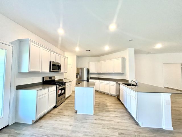 5011 Viridian Forrest Drive, Rosenberg, TX 77469