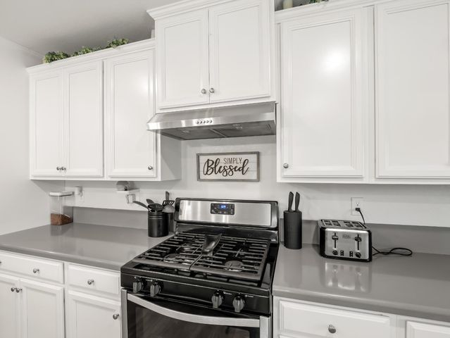 944 S Clover Avenue, Fresno, CA 93727