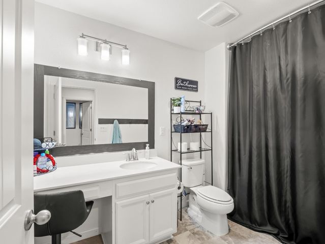 944 S Clover Avenue, Fresno, CA 93727