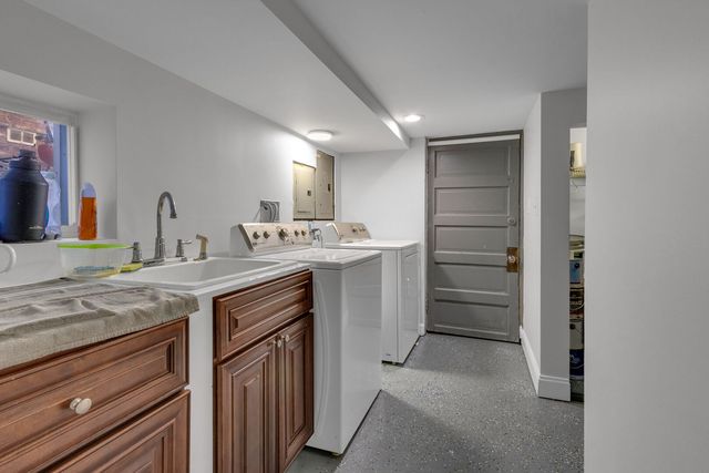 3140 Harvey Avenue, Berwyn, IL 60402