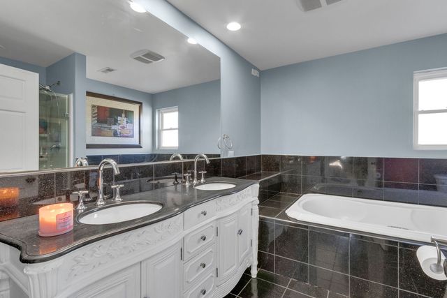 3140 Harvey Avenue, Berwyn, IL 60402