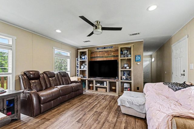 6513 Wickwillow Lane CR435, Alvin, TX 77511