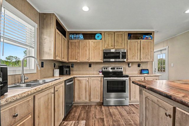 6513 Wickwillow Lane CR435, Alvin, TX 77511