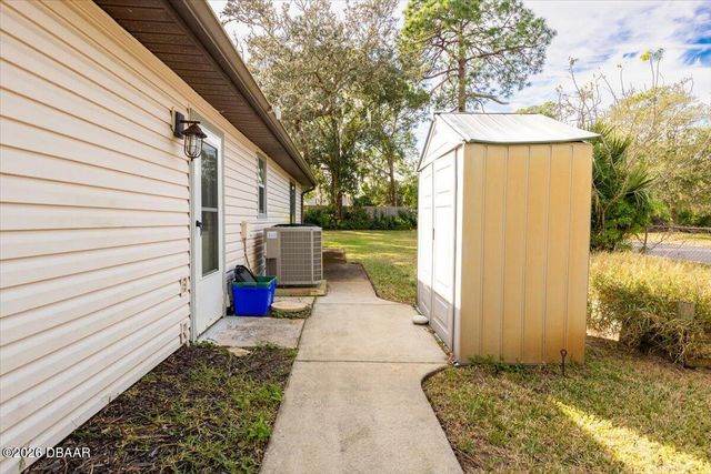 2650 Glenwood Avenue, New Smyrna Beach, FL 32168